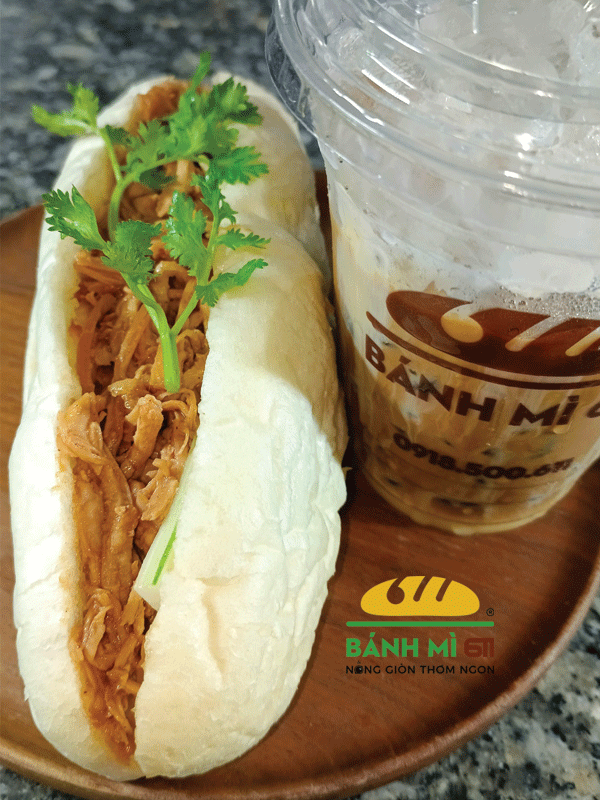 combo-banh-mi-ga-cafe-sua-da