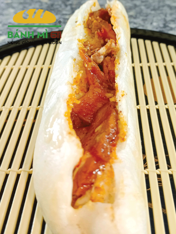 banh-mi-que-heo-sa-te-611