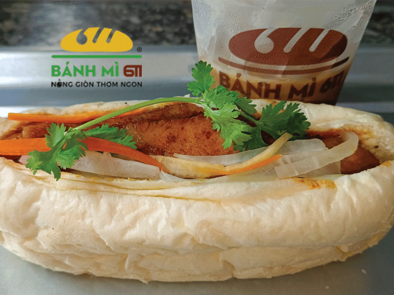 combo-banh-mi-xa-xiu-ca-phe-ngon