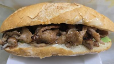 Bánh mì thịt nướng nhân đôi