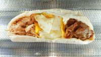 Bánh mì ngon - Giải pháp hoàn hảo cho dân văn phòng bận rộn